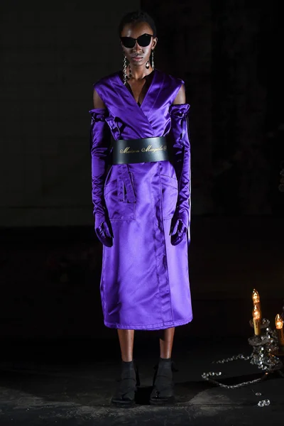 Look 17
